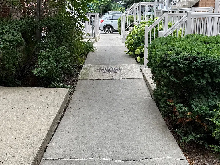 11 Ruttan St #126 — Photo 2