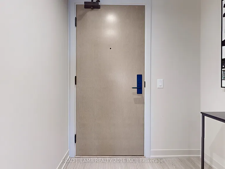 195 McCaul St #1014 — Photo 20