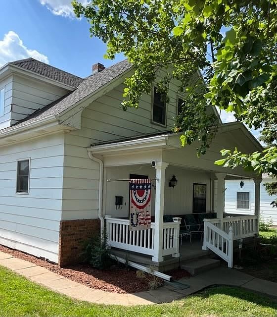 1st image of 6036 Meade St