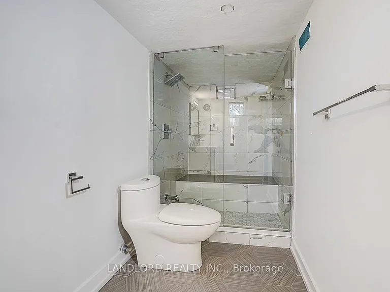 56 Bicknell Ave #LOWER — Photo 23