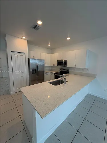 11863 SW 247th Ter #11863 Photo 1