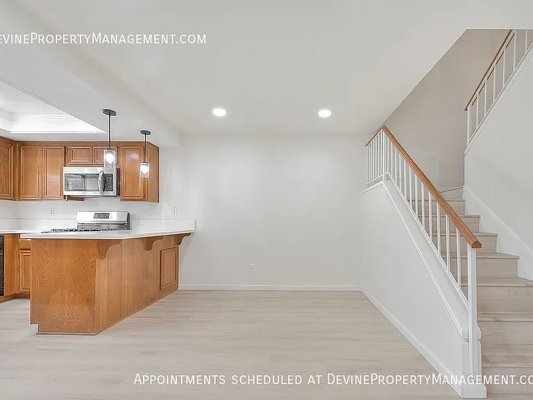 902 California Privado — Photo 12
