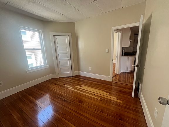 3rd image of 51 Clark St Floor 2