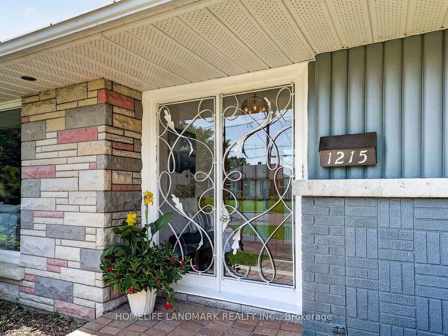 4 bed, $3,100 — Photo 3