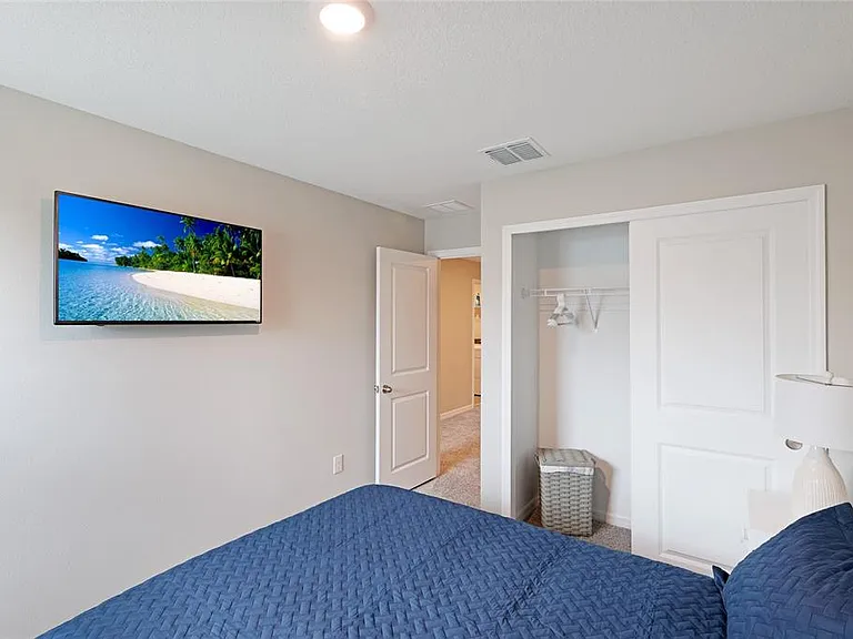 17063 Coral Key Dr — Photo 23