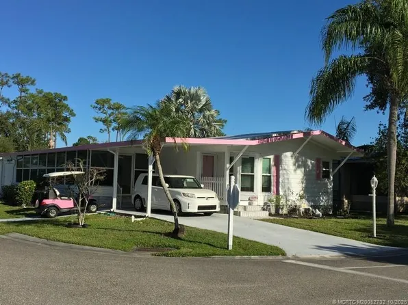 15957 SW Indianwood Cir, Indiantown, FL 34956