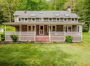 250 Woodtown Rd, Shohola, PA 18458