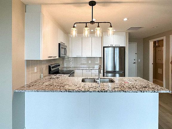 3rd image of 225 W 11th Ave SE #502