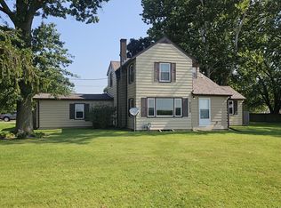 3303 Dixon Rd, Rock Falls, IL 61071