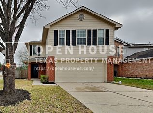 11950 Rolling Stream Dr, Tomball, TX 77375