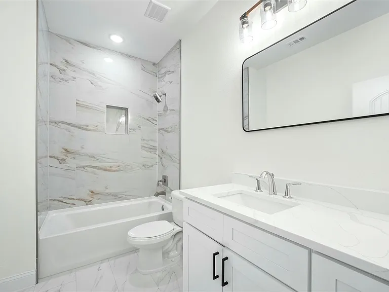 6238 Dewitt St — Photo 15