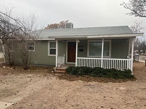 1707 Elm Ave Photo 1