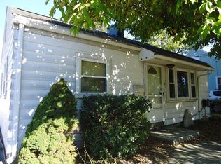 68 Victoria St, Springfield, MA 01104