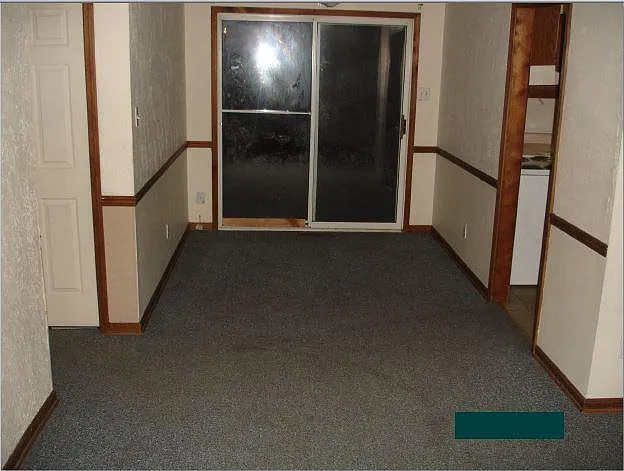 2919 NE Russell Rd — Photo 5