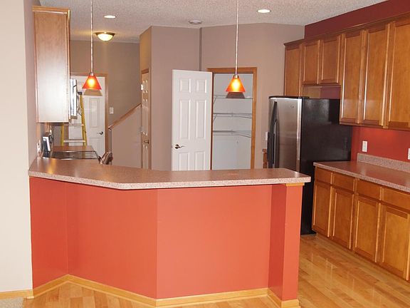 Orange paint is GONE - Urban Putty in its place - LOOKS GREAT, COME AND SEE IT!!