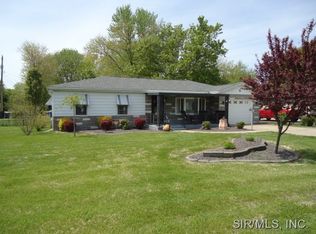 11 Oak Dr, Caseyville, IL