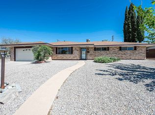 1810 Arizona Ave, Alamogordo, NM 88310