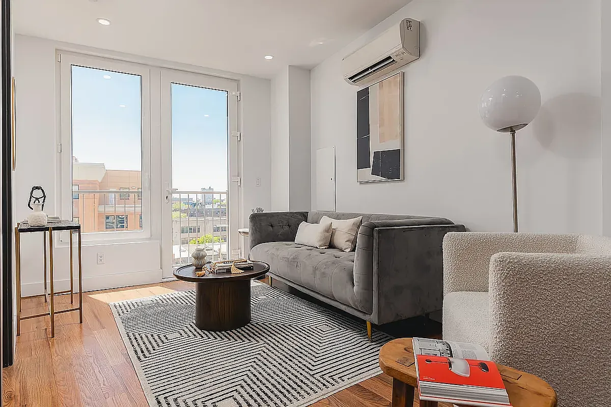 375 Lefferts Avenue — Photo 3