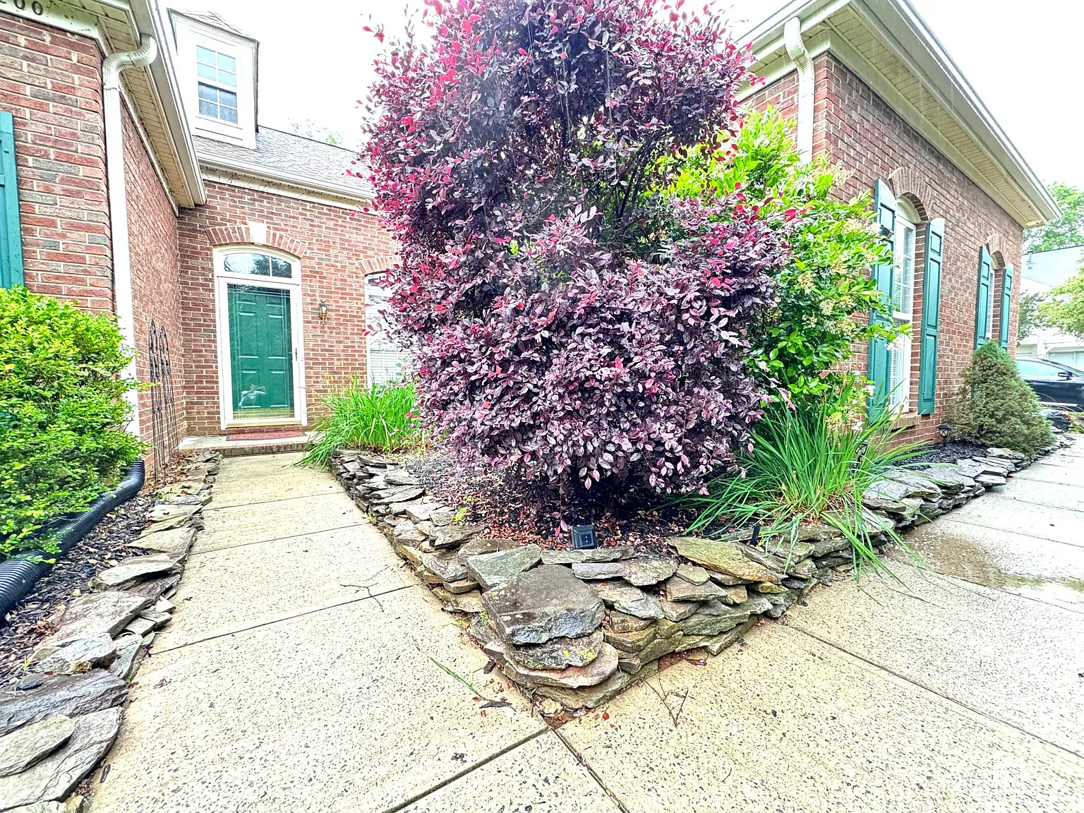 5200 Fennell St — Photo 3