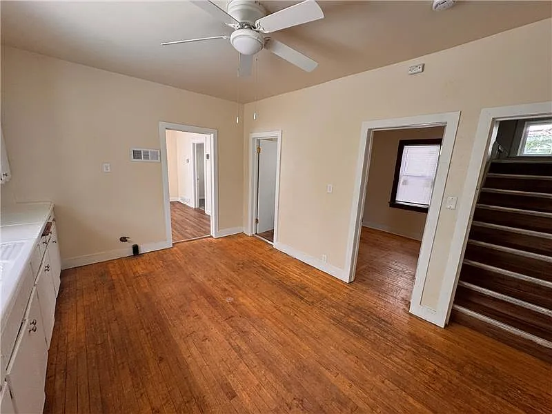 5 bed, 1518 sqft, $1,800 — Photo 4