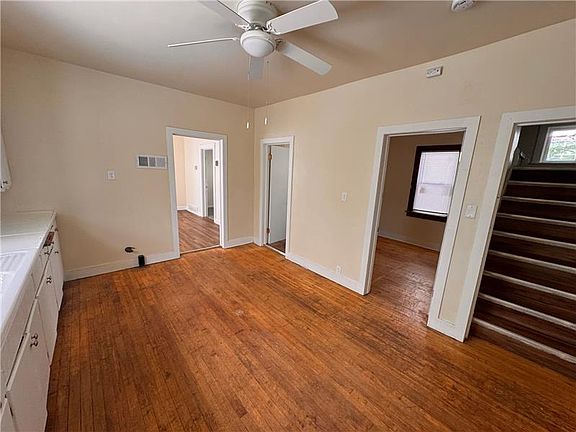 4th image of 1118 S 18th St