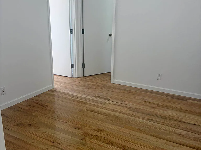 440 E 6th St #5A — Photo 9
