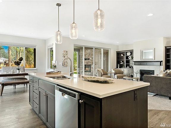4th image of 5308 Oystercatcher Ln NE