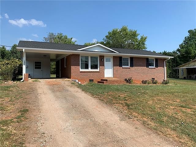1st image of 1692 Old Farm Dr