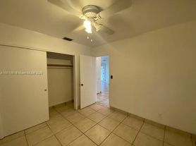 2301 N 56th Ter, Hollywood, FL