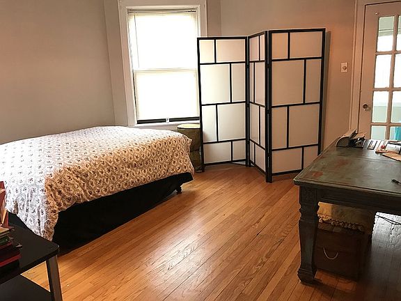 5th image of 6217 N Talman Ave APT 3