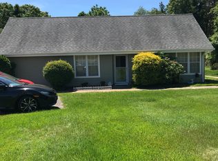 428 Aylesbury Ct UNIT A, Ridge, NY 11961