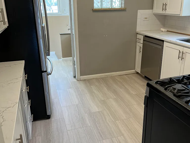 32 N Grant St — Photo 3