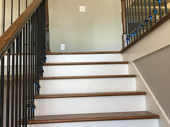 3rd image of 710 Soaring Eagle Cir Unit 15