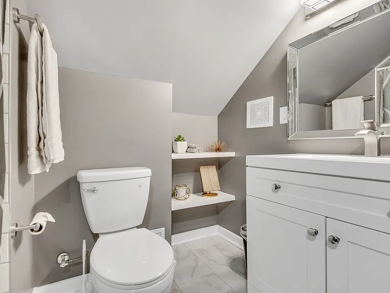 7709 Minnetonka Blvd — Photo 15