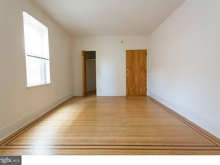 721 Spruce St #1F — Photo 3