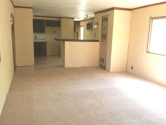 3rd image of 253 Cochran Dr