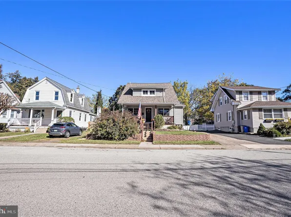 217 E Montgomery Ave, Hatboro, PA 19040