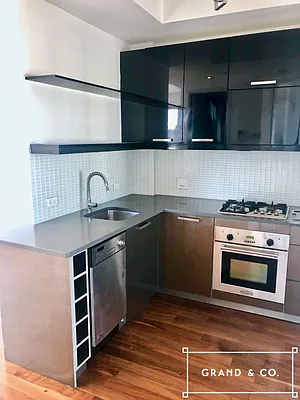Rented by Grand & Co. | media 31