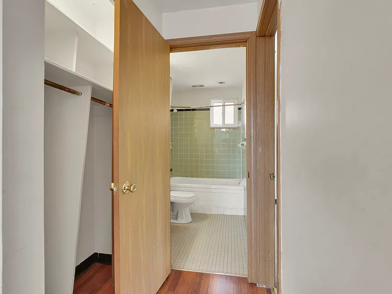 27 W 8th Ave #H — Photo 11