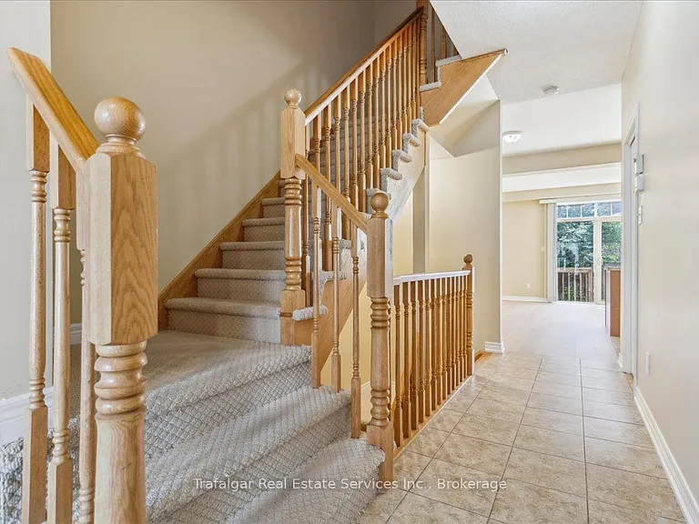 2089 Tovell Dr — Photo 5