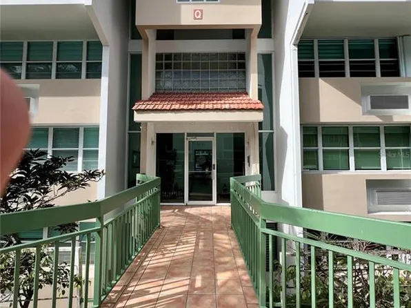833 Carretera St #Q-704, Guaynabo, PR 00969