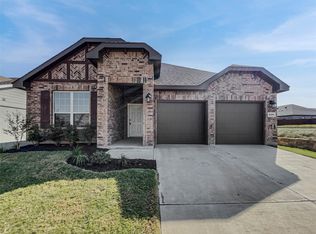 8209 Leopard Pass, Godley, TX 76044