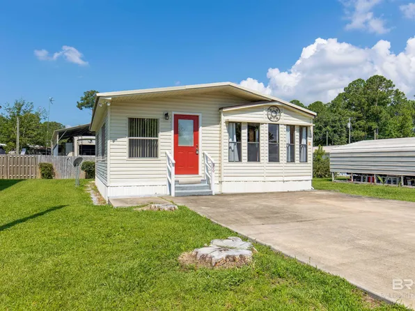 60 Buena Vista Dr, Lillian, AL 36549