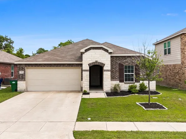 204 Waxberry Dr, Fate, TX 75189