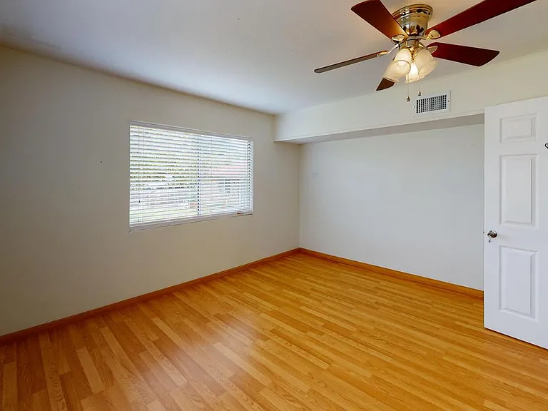 8407 Deer Hvn — Photo 14