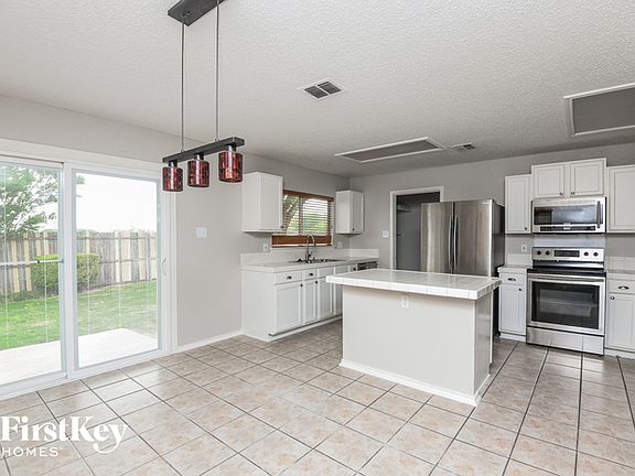 5th image of 10125 Chapel Hill Ct