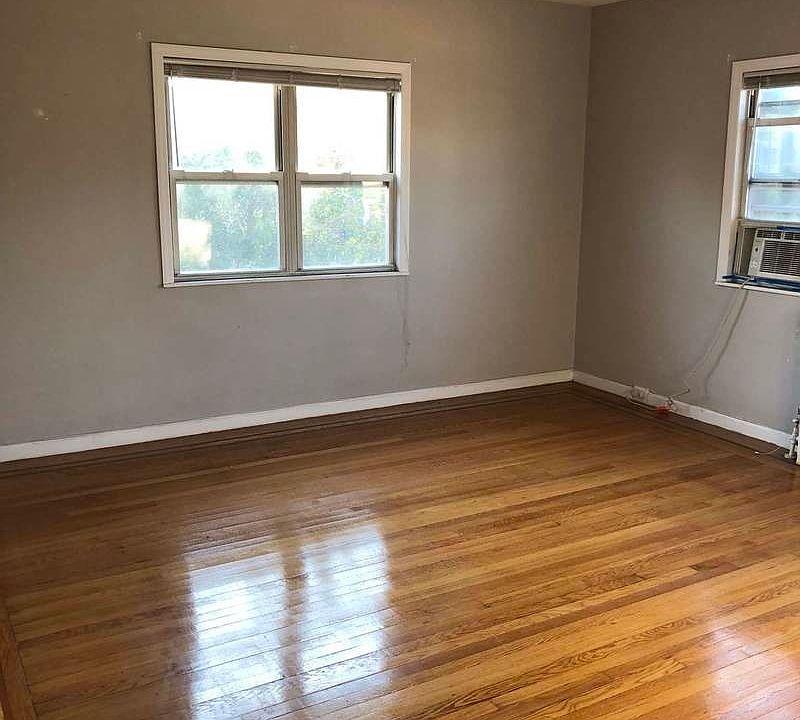 1st image of 3930 214th Pl APT 7B