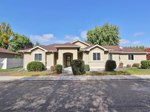 1844 E Horse Creek Ct, Meridian, ID 83642