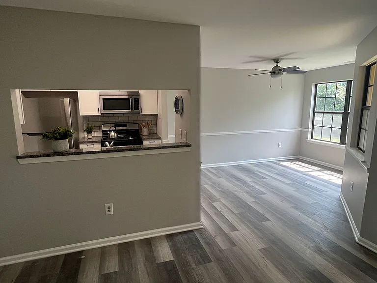 314 Georgia Ct #13 — Photo 7