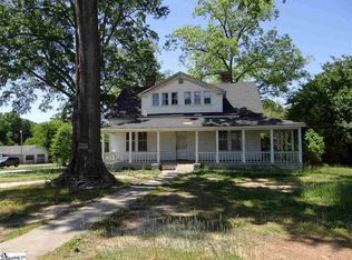 512 Milton Rd, Clinton, SC 29351